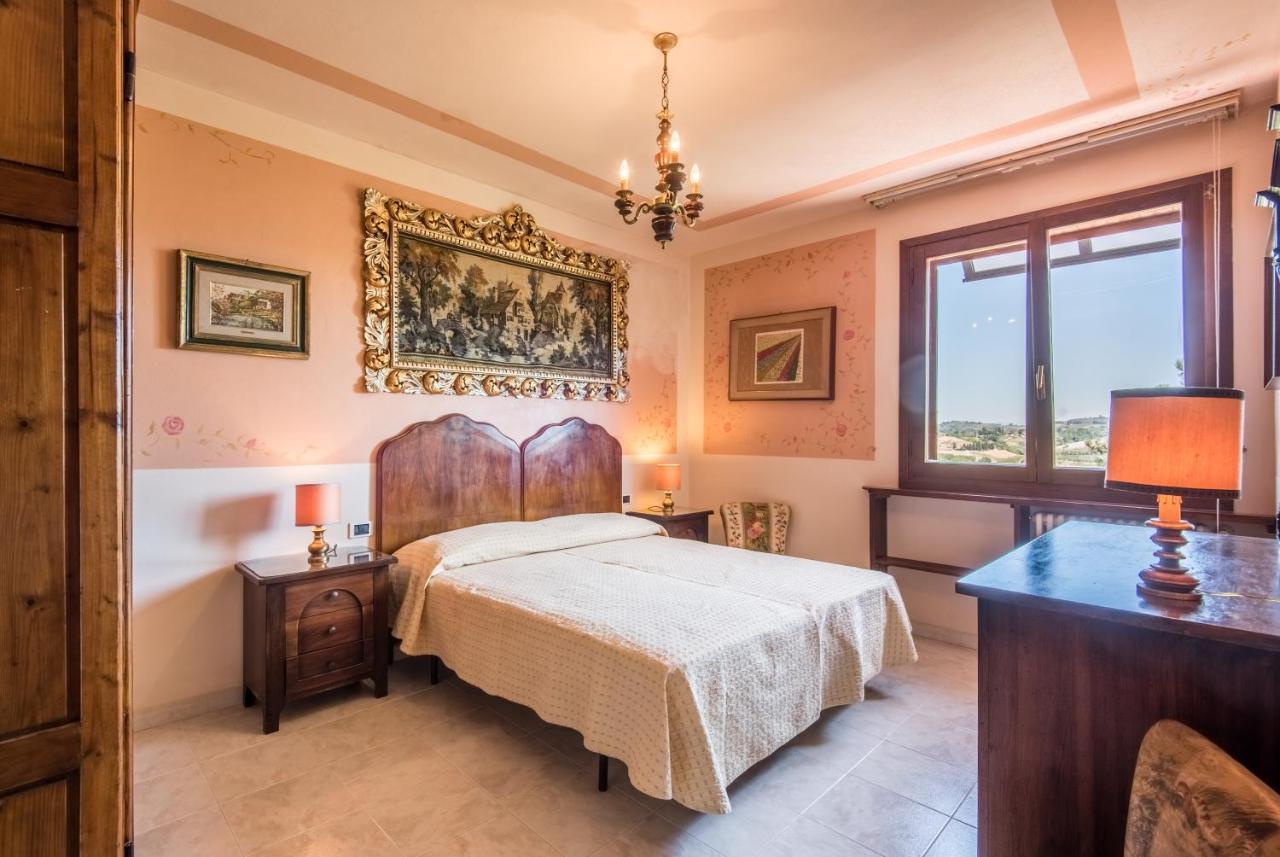 Villa Vanna - Certaldo Vico d'Elsa Bagian luar foto